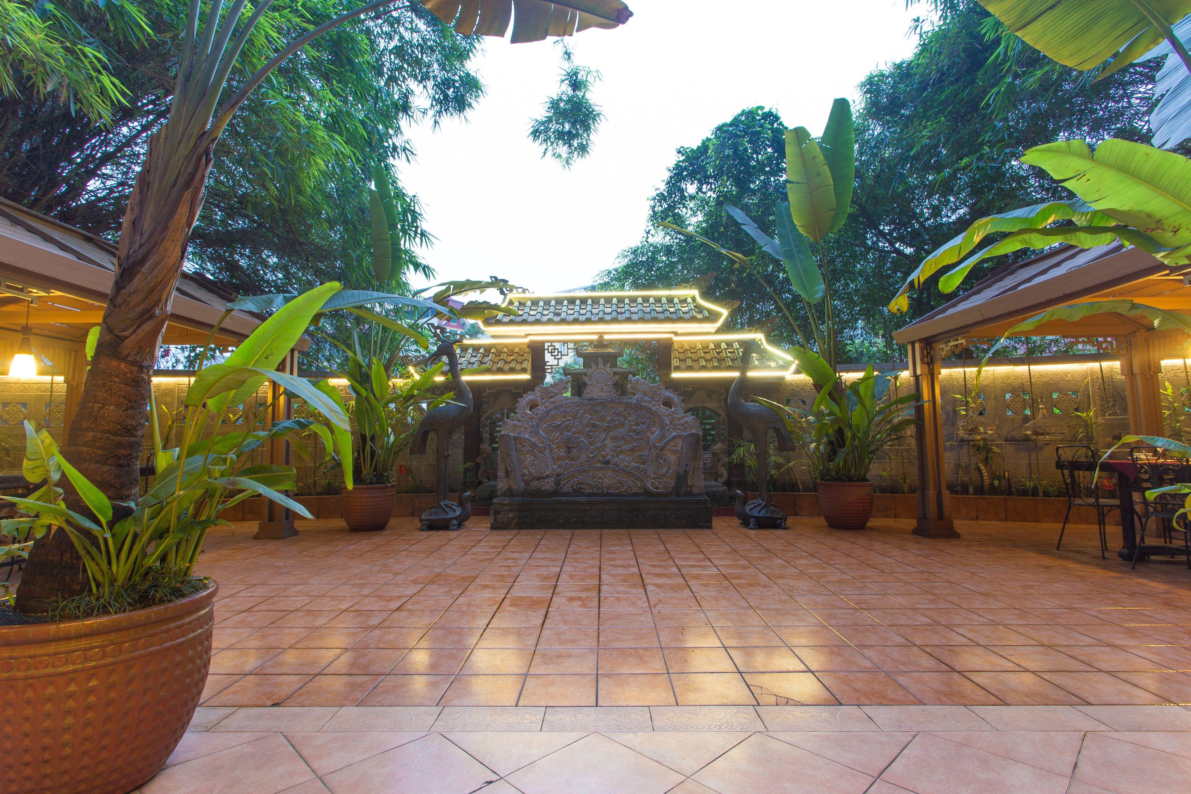 Dragon Hotel — Photos 2
